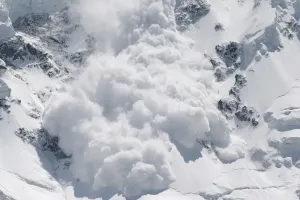 Avalanche Warning Issued For Ten JK Districts