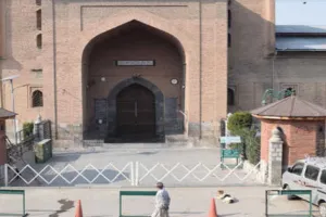 Friday Prayers Again Disallowed at Srinagar’s Historic Jamia Masjid