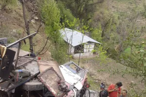 10 People Killed as Vehicle Plunges into Gorge on Highway near Ramban